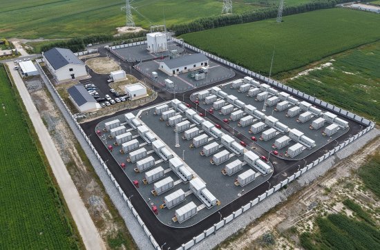 吉林省首个大型构网型储能项目在长岭县成功并网