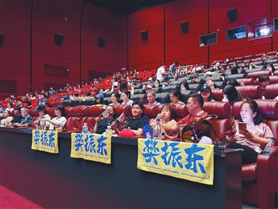 在电影院看樊振东打比赛，真爽!